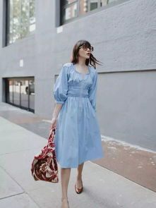 今夏心型領(lǐng) 時(shí)尚界不可錯(cuò)過的炸裂美學(xué)